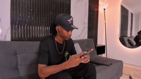 Snapshot of bryxxxon1 chatting on 28, 12, 2024 Bryxon online show from 28, 12, 2024