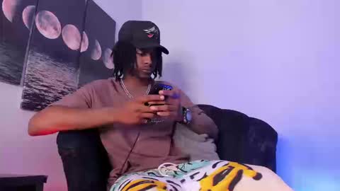 Snapshot of bryxxxon1 chatting on 10, 9, 2025 Bryxon online show from 10, 9, 2025