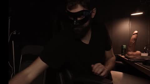 Snapshot of btarkhun chatting on 14, 12, 2025 Anal Orgasm online show from 14, 12, 2025