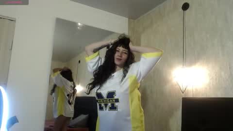 bubble_gum14 online show from 24, 10, 2025