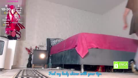 Snapshot of bubblebuttveronica chatting on 15, 12, 2025 Nylon queen genuine model who bring pantyhose on chaturbate for first time the others just copy my room for money online show from 15, 12, 2025