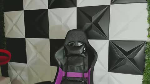 bull_cam online show from 6, 10, 2025