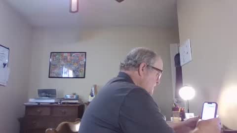 Snapshot of bullfrogg5050 chatting on 25, 9, 2025 bullfrogg5050 online show from 25, 9, 2025