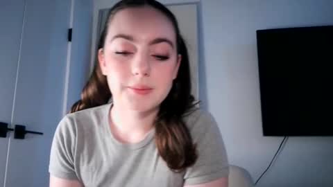 Snapshot of bunbunplayhouse chatting on 28, 1, 2025 Dominique online show from 28, 1, 2025