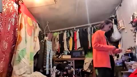 bunniandcryme online show from 28, 11, 2025