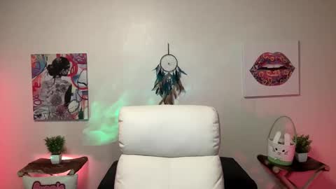 BUNNIE and THE DUDE TheLebowskis online show from 11, 4, 2026