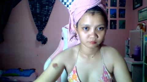 bunny_flower18 online show from 31, 5, 2026