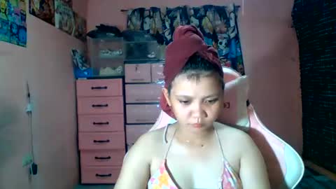 Snapshot of bunny_flower18 chatting on 4, 7, 2026 bunny_flower18 online show from 4, 7, 2026
