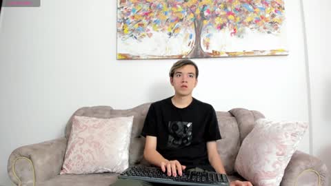 bunny online show from 1, 2, 2025