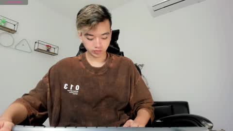 bunny online show from 24, 2, 2025