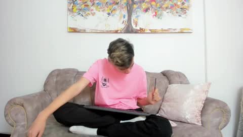 bunny online show from 4, 3, 2025