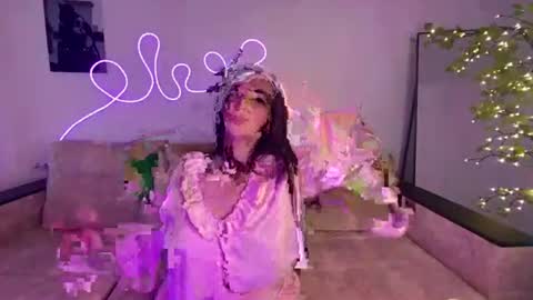 Molly online show from 7, 7, 2026
