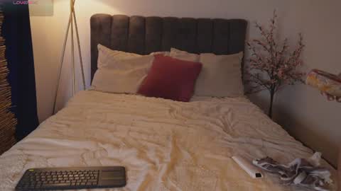 Snapshot of bunnycute_shy chatting on 22, 6, 2026 30 Off online show from 22, 6, 2026