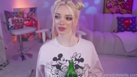 Snapshot of bunnydollstella chatting on 10, 2, 2026 Stella online show from 10, 2, 2026