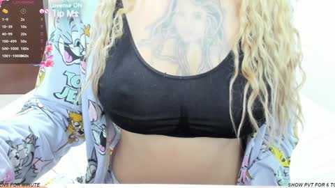 BUNNYEROTIC 01 online show from 13, 1, 2025