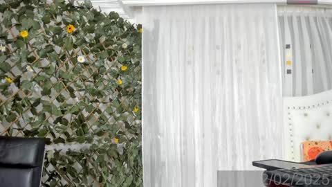 Angela Santini online show from 3, 2, 2025