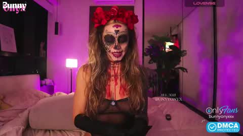 Stephanie   Next stream TUESDAY   6pm  PDT online show from 31, 10, 2025