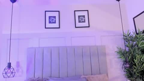   online show from 21, 10, 2025