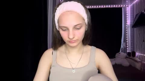 Bella online show from 4, 5, 2026