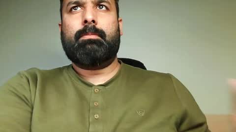 Hairy Arabian online show from 17, 1, 2025