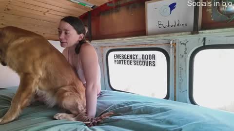 Snapshot of busbuddies chatting on 13, 12, 2024 busbuddies online show from 13, 12, 2024