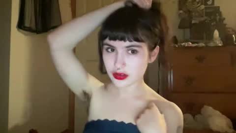 Snapshot of bushbabe3008 chatting on 11, 3, 2026 esme gray online show from 11, 3, 2026