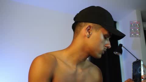 Buster independent model online show from 30, 3, 2026