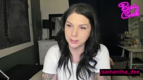 Snapshot of busty_geek48 chatting on 1, 5, 2026 Samantha Dee online show from 1, 5, 2026