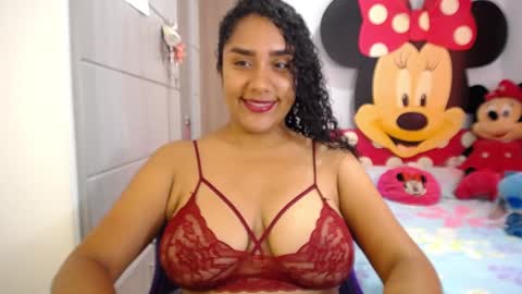 Snapshot of busty_nahiara chatting on 17, 12, 2024 Nahiara online show from 17, 12, 2024