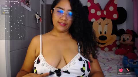 Snapshot of busty_nahiara chatting on 14, 1, 2025 Nahiara online show from 14, 1, 2025