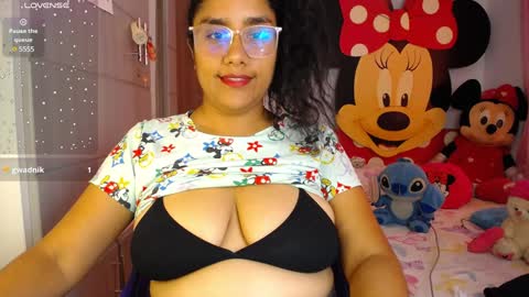 Snapshot of busty_nahiara chatting on 21, 1, 2025 Nahiara online show from 21, 1, 2025