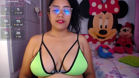 Snapshot of busty_nahiara chatting on 30, 1, 2025 Nahiara online show from 30, 1, 2025