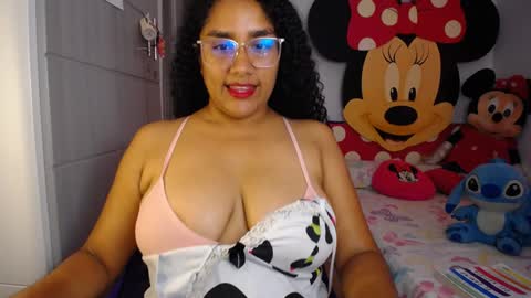 Snapshot of busty_nahiara chatting on 4, 2, 2025 Nahiara online show from 4, 2, 2025
