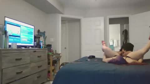 busybee83 online show from 15, 1, 2026