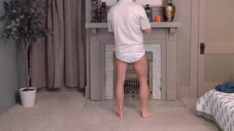 Snapshot of buttnakedfun954737 chatting on 21, 1, 2025 Miles online show from 21, 1, 2025