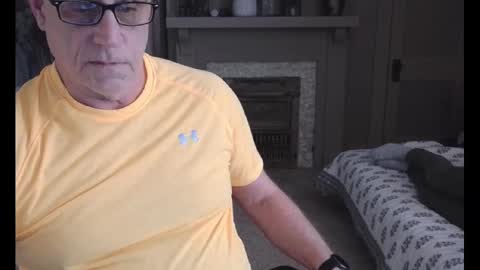 Snapshot of buttnakedfun954737 chatting on 22, 2, 2025 Miles online show from 22, 2, 2025