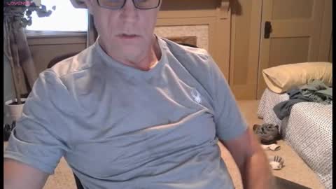 Snapshot of buttnakedfun954737 chatting on 29, 9, 2025 Miles online show from 29, 9, 2025