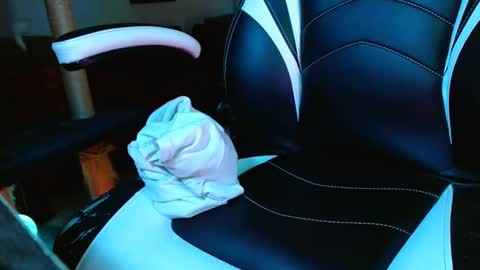 Snapshot of bwall1425 chatting on 23, 12, 2024 bwall1425 online show from 23, 12, 2024