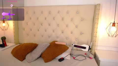 Snapshot of bycandy_ chatting on 14, 11, 2025 bycandy_ online show from 14, 11, 2025