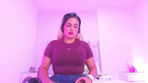 Snapshot of c_fox_ chatting on 31, 10, 2025 Carolina online show from 31, 10, 2025