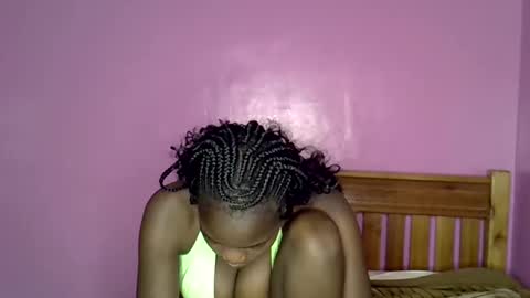 Snapshot of c_trish chatting on 20, 9, 2025 C--trish online show from 20, 9, 2025