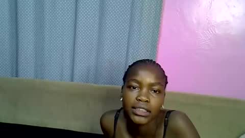 Snapshot of c_trish chatting on 5, 10, 2025 C--trish online show from 5, 10, 2025