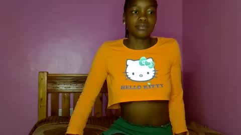 Snapshot of c_trish chatting on 7, 10, 2025 C--trish online show from 7, 10, 2025