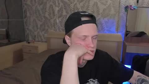 Snapshot of cactusjames_69 chatting on 13, 11, 2025 James online show from 13, 11, 2025