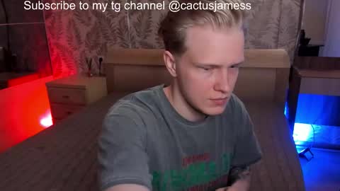 Snapshot of cactusjames_69 chatting on 17, 12, 2025 James online show from 17, 12, 2025