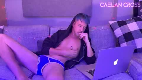 Caelan Cross online show from 22, 9, 2025