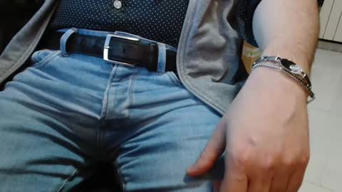 cafetabac online show from 6, 1, 2025