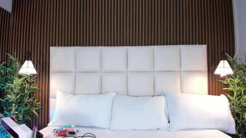 CailynBrown online show from 8, 11, 2025