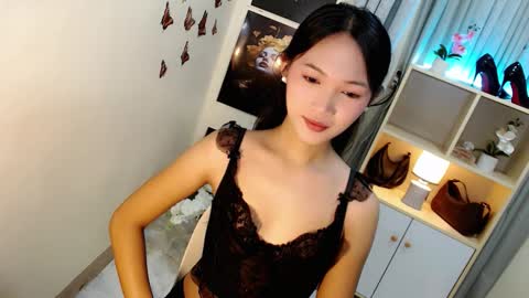Snapshot of caitlin_x chatting on 16, 9, 2025 caitlin online show from 16, 9, 2025