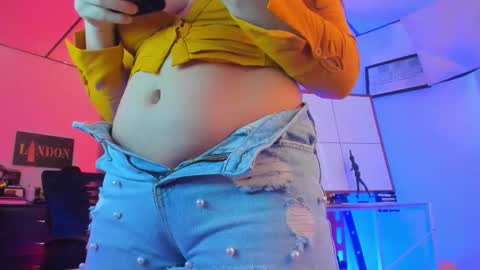 Snapshot of caitlingomez0 chatting on 27, 10, 2025 caitlingomez0 online show from 27, 10, 2025